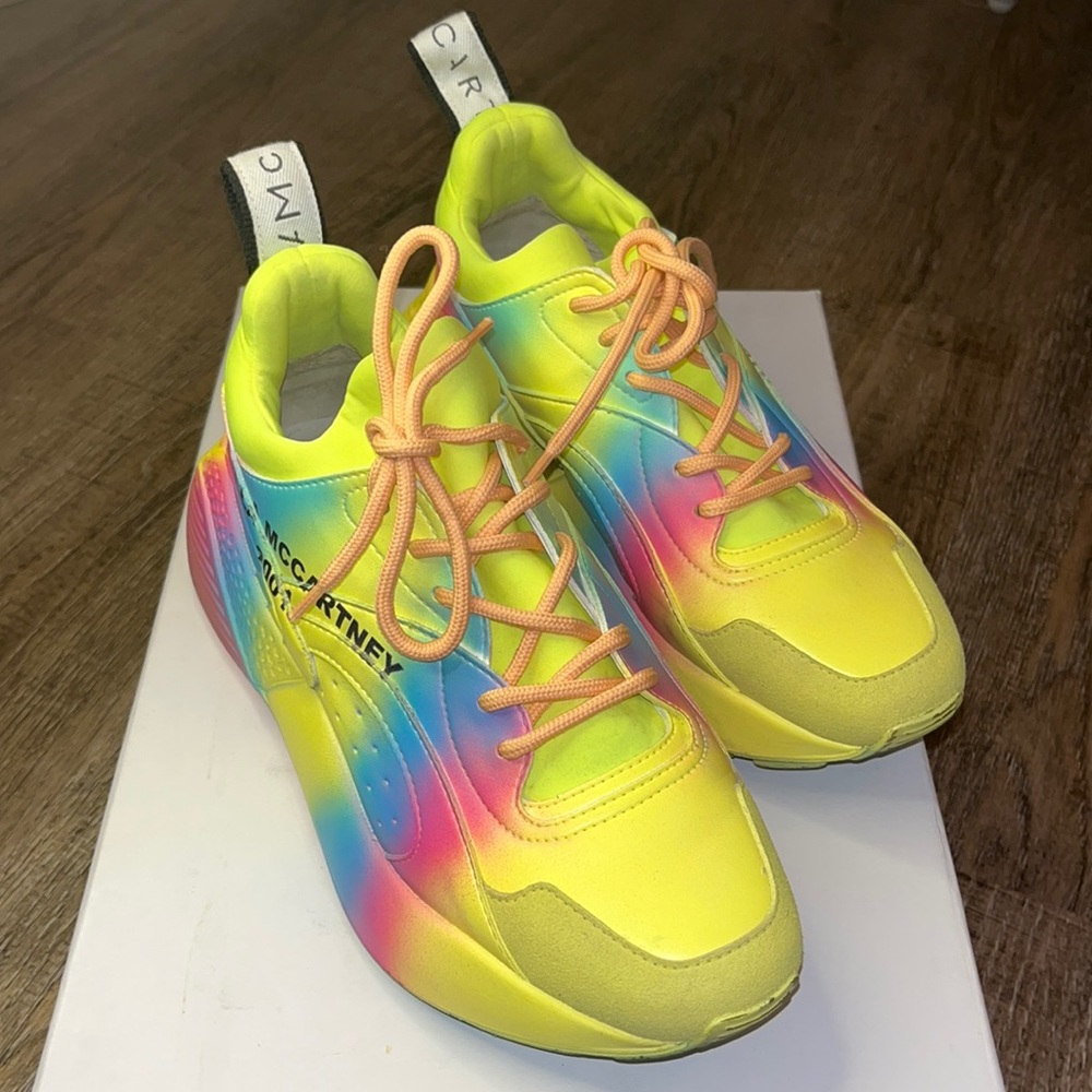 Rainbow Stella McCartney tennis shoe size 7(37)